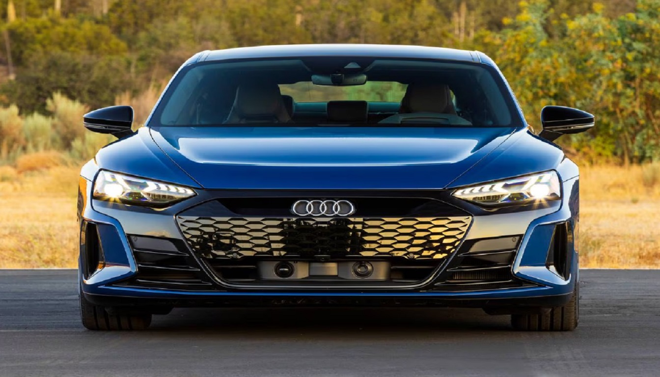 عيوب أودي إي-ترون GT 2024 1 عيوب أودي إي-ترون GT 2024