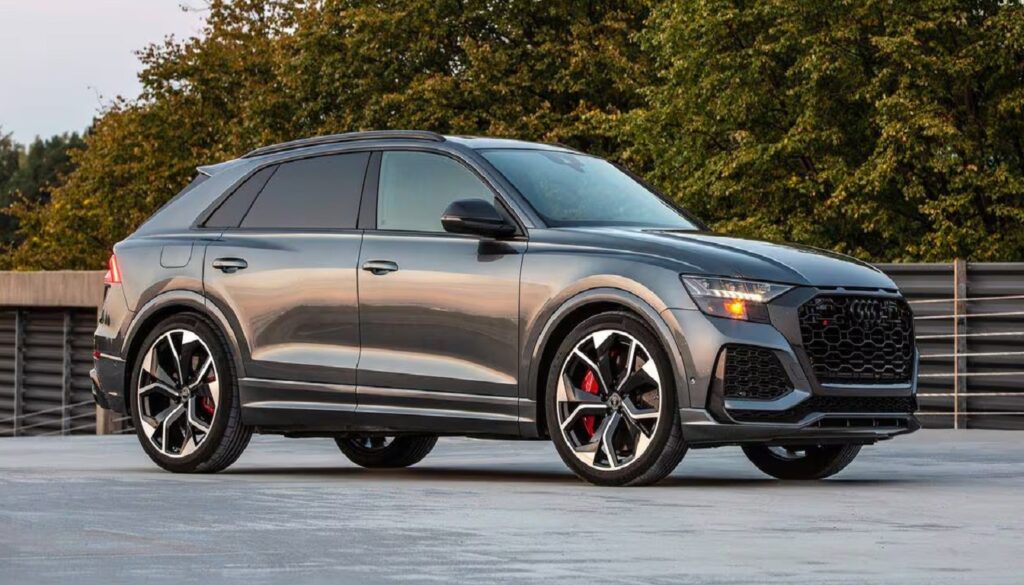 مميزات أودي RS Q8 2024