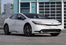 مميزات تويوتا بريوس 2024